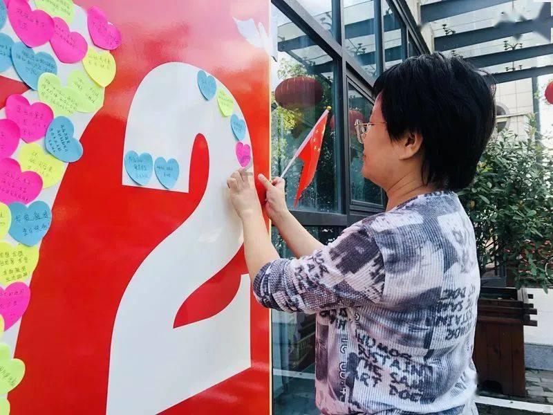 探索天涯问答平台主卧带卫生间好,还是衣帽间好?